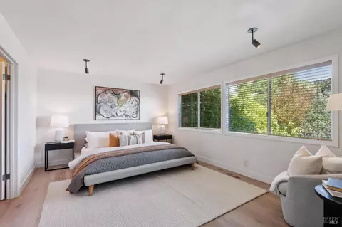 Bedroom - 69 Crescent Ave, Sausalito, CA 94965 photo 2 of 4