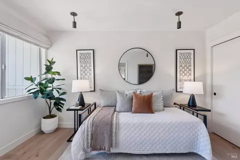 Bedroom - 69 Crescent Ave, Sausalito, CA 94965 photo 1 of 4