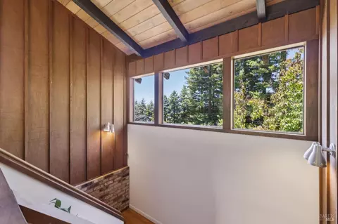 Entry Way - 1528 Summit Rd, Berkeley, CA 94708 photo 7 of 9