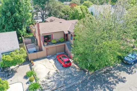 621 La Cadena St, Vallejo, CA 94590