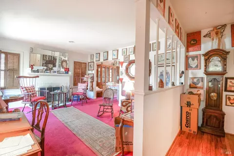 Living - 621 La Cadena St, Vallejo, CA 94590 photo 1 of 4