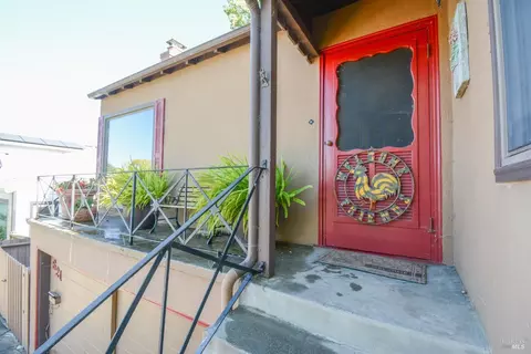 Exterior - 621 La Cadena St, Vallejo, CA 94590 photo 14 of 17