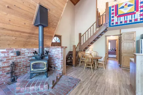 Entry Way - 35193 Eagle Ln, Shingletown, CA 96088 photo 1 of 1