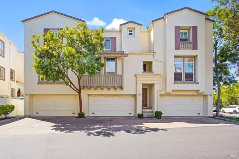 40 Moon Shadow Dr, Milpitas, CA 95035