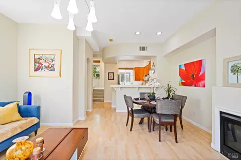 Dining - 40 Moon Shadow Dr, Milpitas, CA 95035 photo 4 of 5