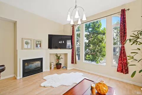 Living - 40 Moon Shadow Dr, Milpitas, CA 95035 photo 1 of 3