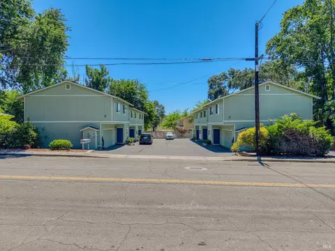 677 Armstrong St, Lakeport, CA 95453