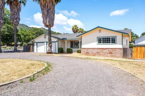 Exterior - 160 Gobalet Ln, Ukiah, CA 95482 photo 20 of 25