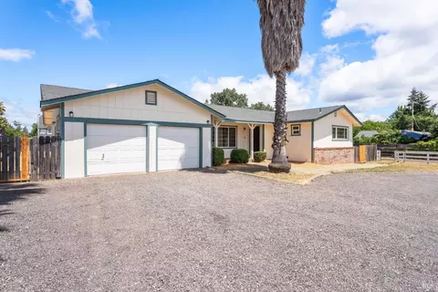 Exterior - 160 Gobalet Ln, Ukiah, CA 95482 photo 18 of 25