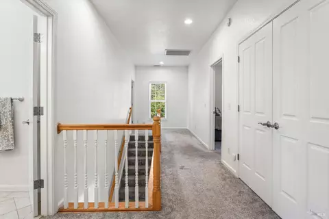 Entry Way - 160 Gobalet Ln, Ukiah, CA 95482 photo 3 of 3