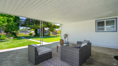 Exterior - 36862 Walnut St, Newark, CA 94560 photo 5 of 19