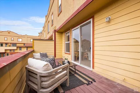 Exterior - 19 Johnson St, Windsor, CA 95492 photo 3 of 5
