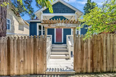 215 Tunnel Ave, Richmond, CA 94801