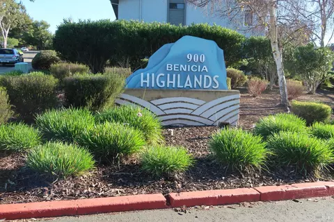 900 Cambridge Dr #64, Benicia, CA 94510