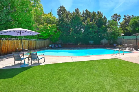 Exterior - 528 Fireside Ct, Walnut Creek, CA 94598 photo 16 of 26