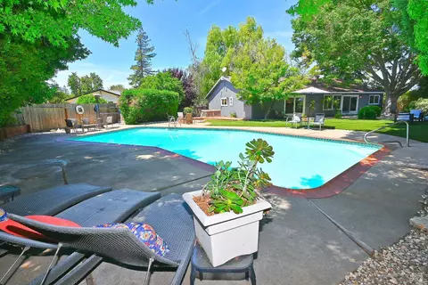 Exterior - 528 Fireside Ct, Walnut Creek, CA 94598 photo 6 of 26