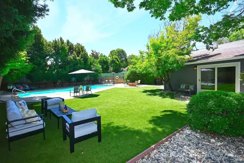 Exterior - 528 Fireside Ct, Walnut Creek, CA 94598 photo 4 of 26