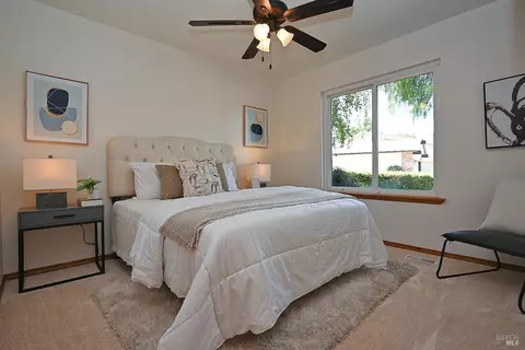 Bedroom - 528 Fireside Ct, Walnut Creek, CA 94598 photo 3 of 3