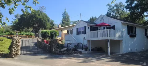 820-824 Warm Springs Rd, Kenwood, CA 95452