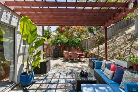 Exterior - 181 Carnival Ct, Vallejo, CA 94589 photo 3 of 5