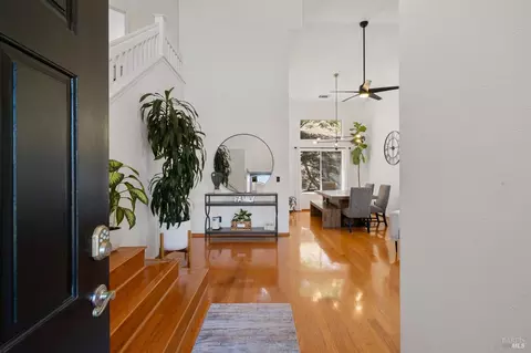 Entry Way - 181 Carnival Ct, Vallejo, CA 94589 photo 1 of 6