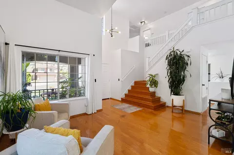 Entry Way - 181 Carnival Ct, Vallejo, CA 94589 photo 2 of 6
