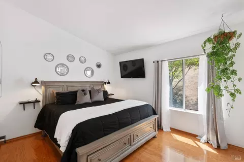 Bedroom - 181 Carnival Ct, Vallejo, CA 94589 photo 1 of 7