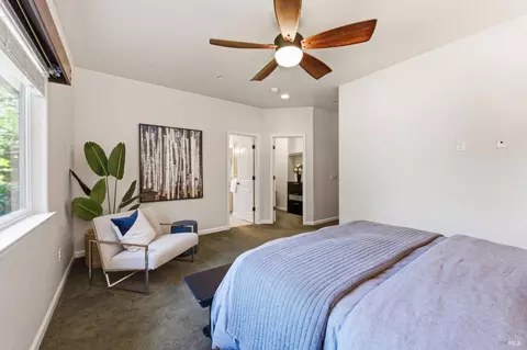 Bedroom - 10041 Starr Rd, Windsor, CA 95492 photo 4 of 6