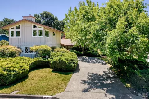 1454 Escalero Rd, Santa Rosa, CA 95409