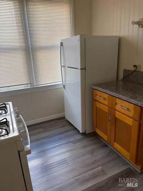 Kitchen - 925 Virginia St, Vallejo, CA 94590 photo 4 of 5