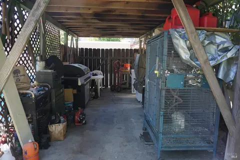 Exterior - 925 Virginia St, Vallejo, CA 94590 photo 6 of 8
