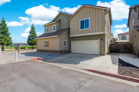 Exterior - 1065 Wesleyan Ct, Dixon, CA 95620 photo 7 of 7