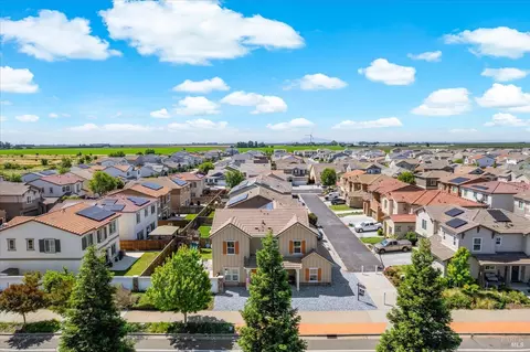 View/Area - 1065 Wesleyan Ct, Dixon, CA 95620 photo 4 of 4