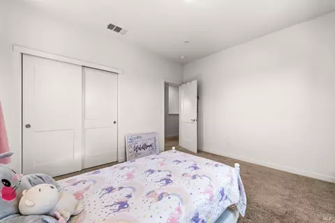 Bedroom - 1065 Wesleyan Ct, Dixon, CA 95620 photo 2 of 4
