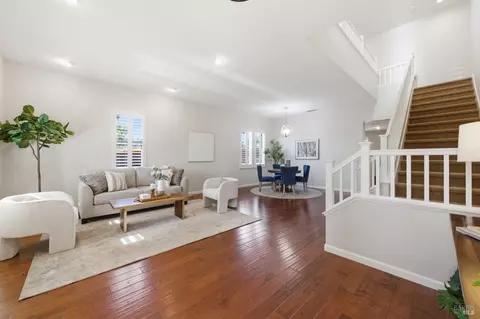 960 Capitola Dr, Napa, CA 94559