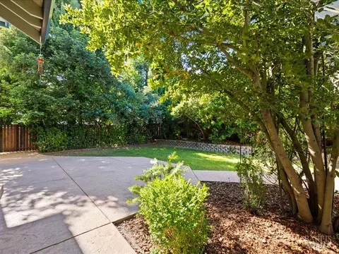 Exterior - 117 Nottingham Way, Windsor, CA 95492 photo 2 of 5