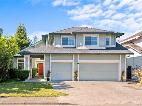 117 Nottingham Way, Windsor, CA 95492