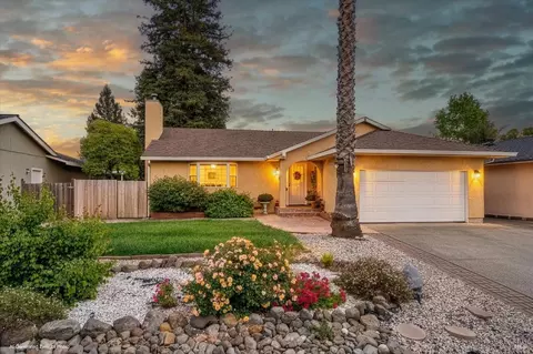 971 Eleanor Ave, Rohnert Park, CA 94928