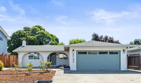 2132 Via Media, Benicia, CA 94510