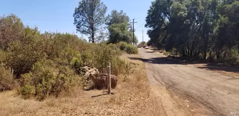 16175 10th Ave, Clearlake, CA 95422 photo 4