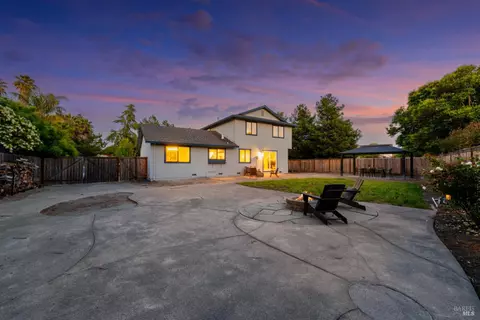 Exterior - 237 Rushmore Ave, Petaluma, CA 94954 photo 1 of 7