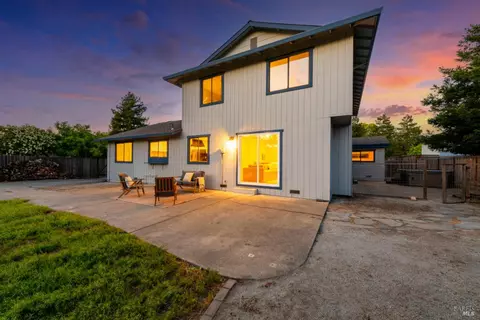 Exterior - 237 Rushmore Ave, Petaluma, CA 94954 photo 2 of 7