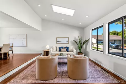 Living - 237 Rushmore Ave, Petaluma, CA 94954 photo 1 of 4