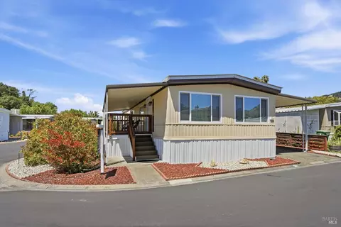 34 Magnolia Dr, Calistoga, CA 94515