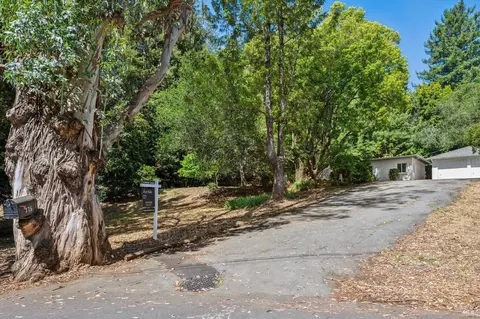 375 Sausalito St, Corte Madera, CA 94925
