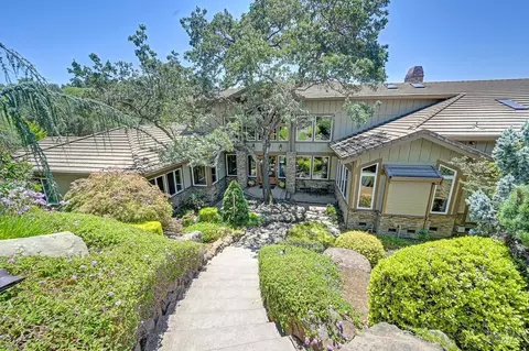 3030 Rosemont Ct, Vacaville, CA 95688