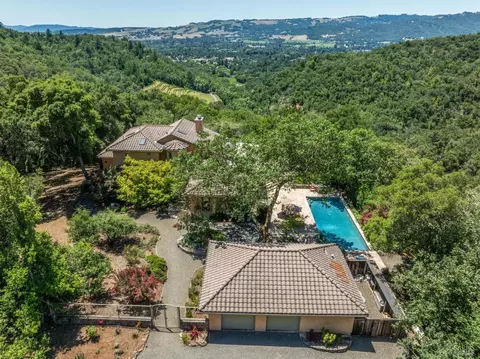 17485 Mallard Dr, Sonoma, CA 95476
