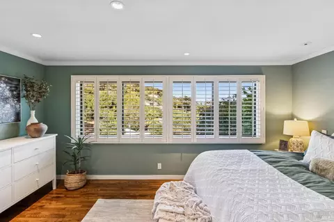 Bedroom - 67 Crescent Ave, Sausalito, CA 94965 photo 2 of 10
