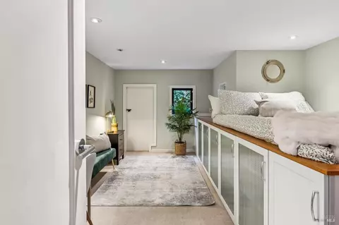 Bedroom - 67 Crescent Ave, Sausalito, CA 94965 photo 5 of 10