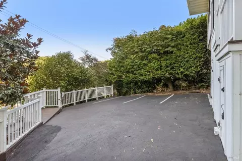 Exterior - 67 Crescent Ave, Sausalito, CA 94965 photo 5 of 5